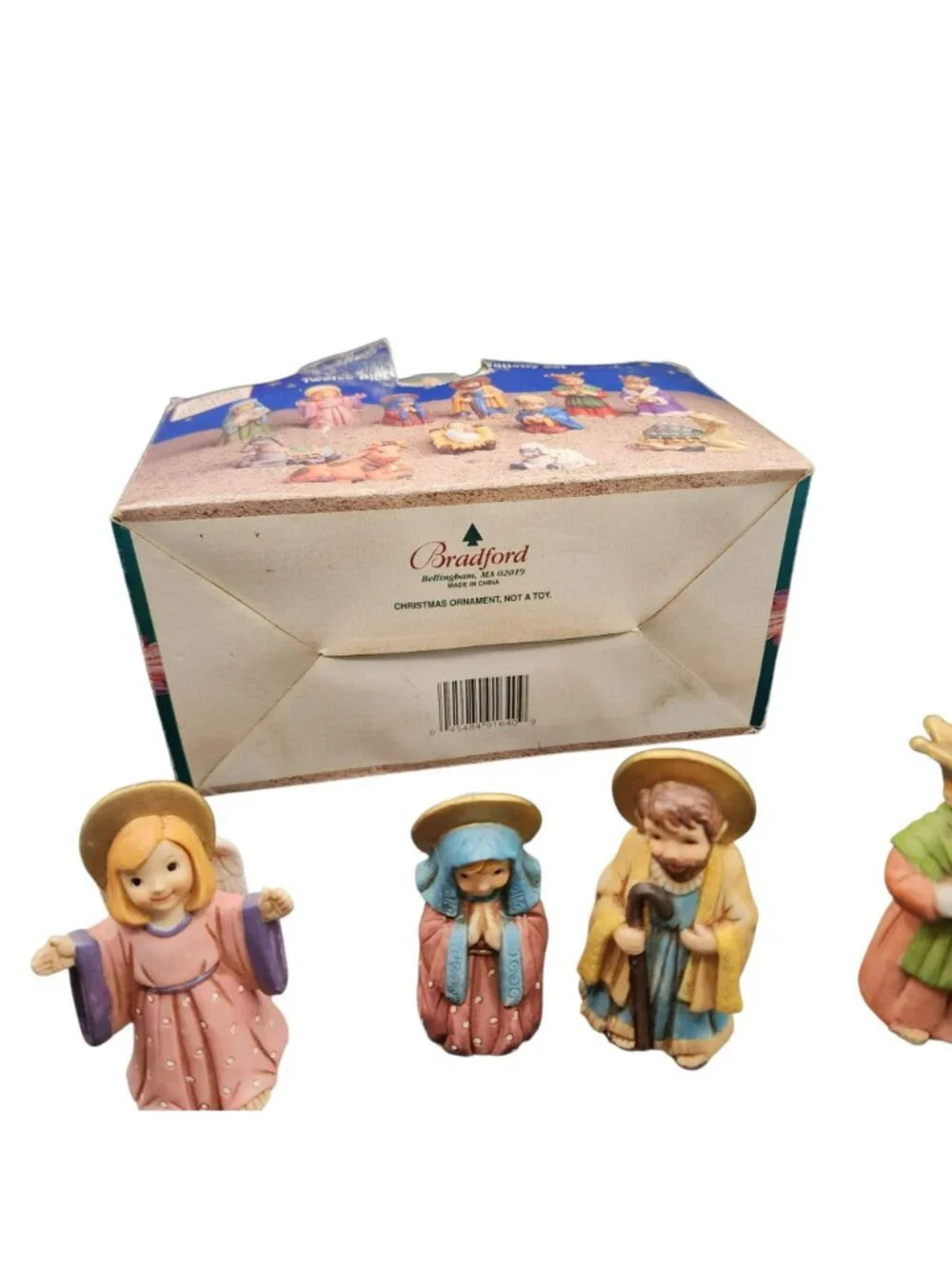 Holiday Gatherings 12-Piece Ceramic Nativity Set Figurines Christmas Decor